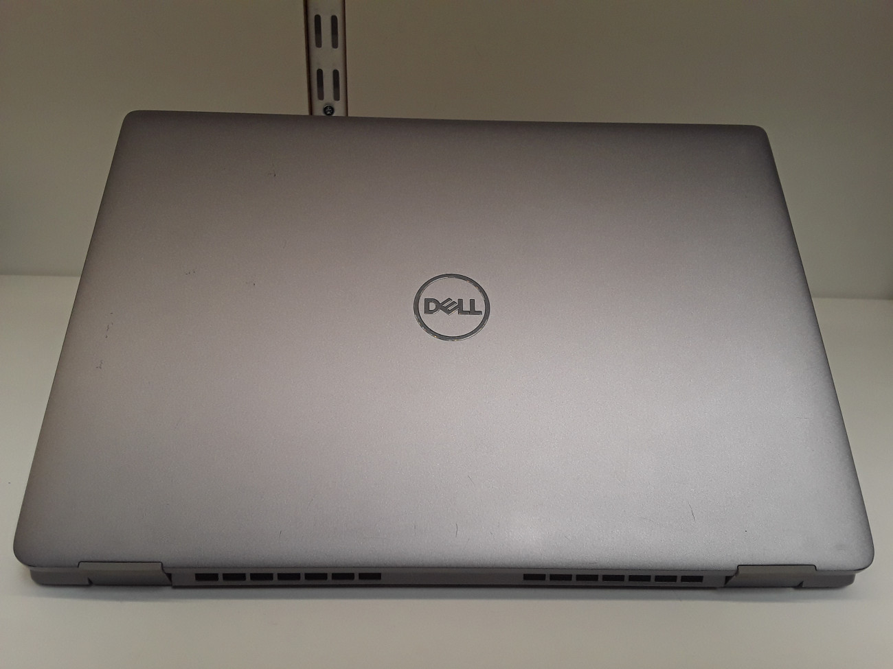 dl5320.jpg