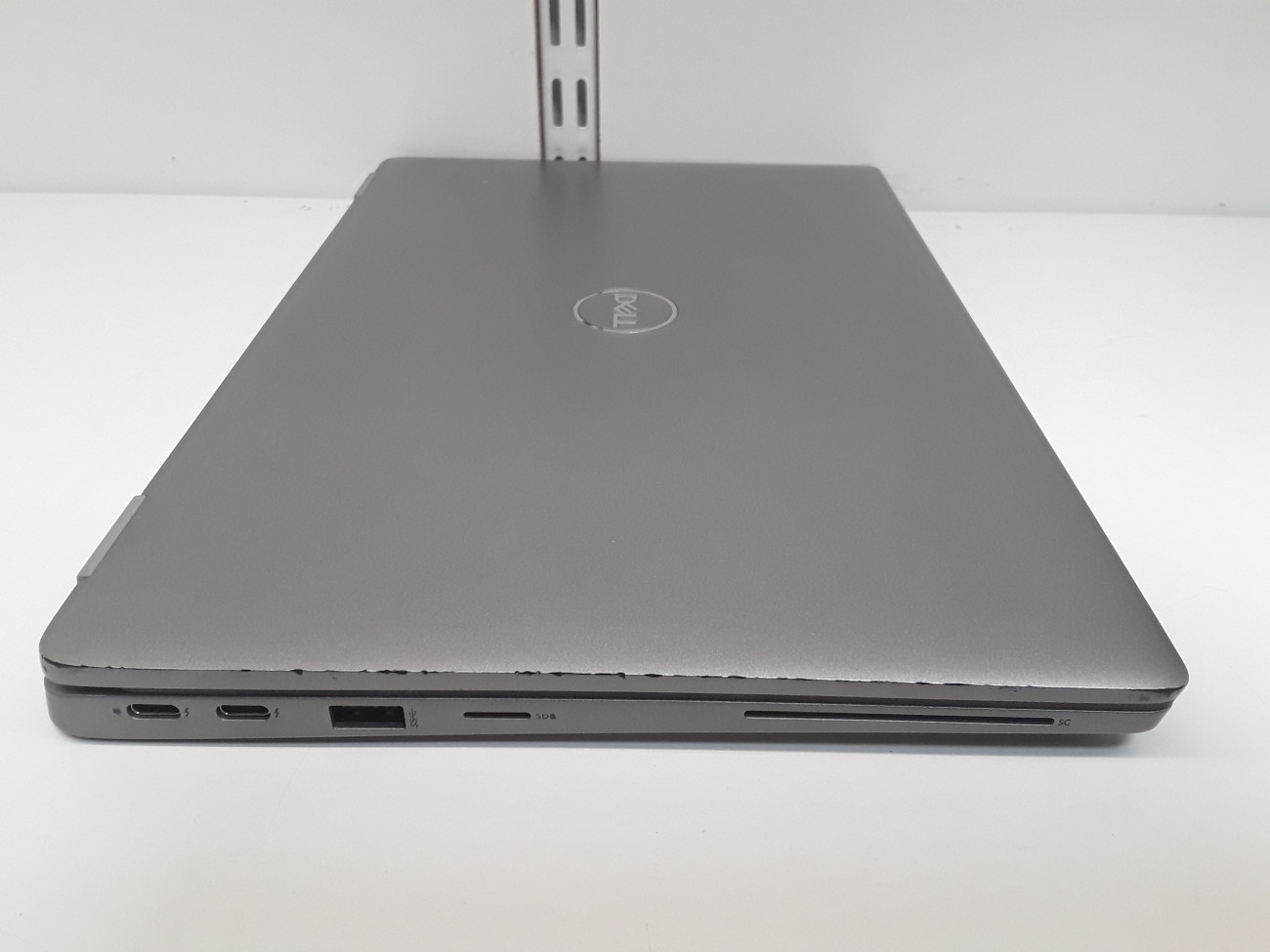 dl5320.jpg