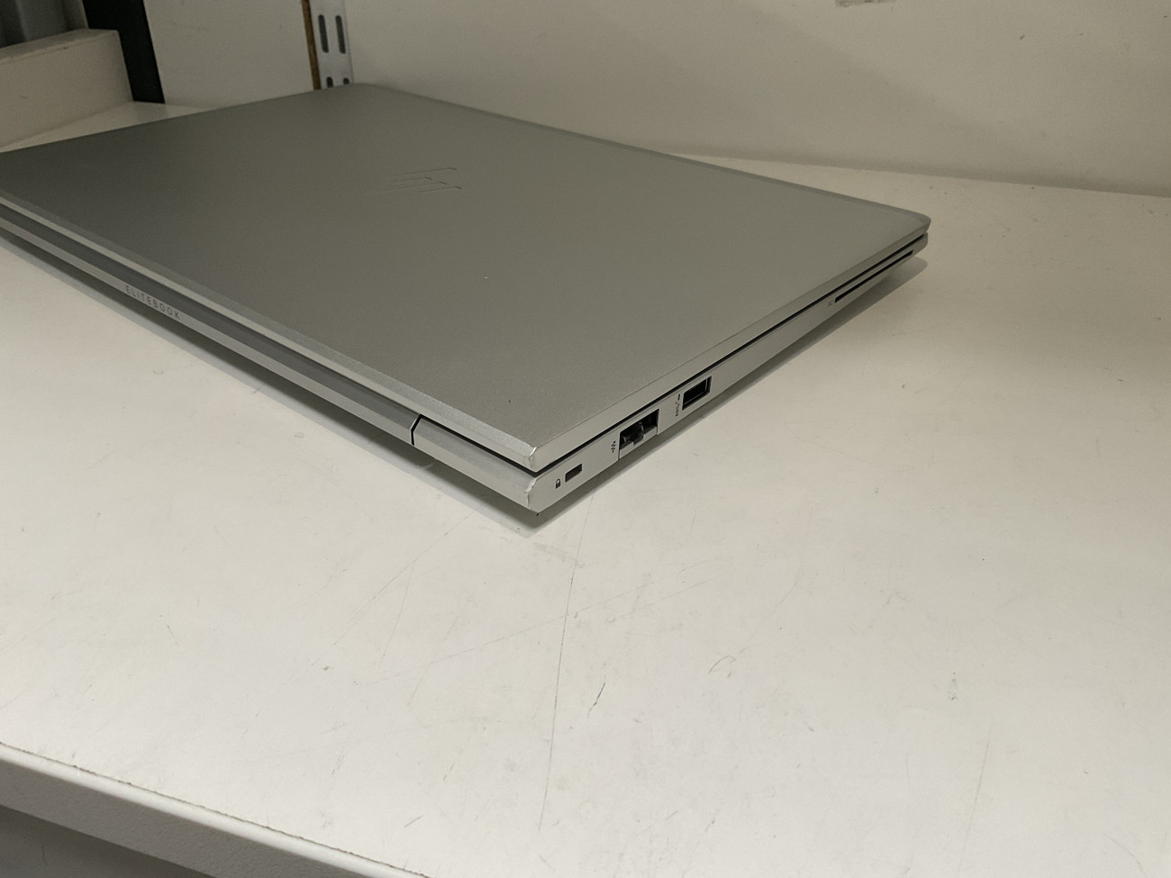 hpeb640g9.jpg