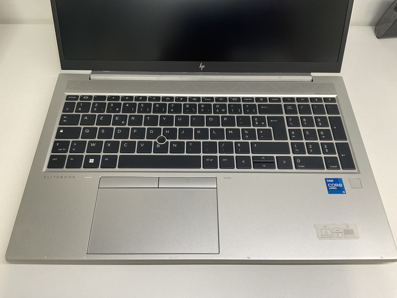 hpeb850g8.jpg