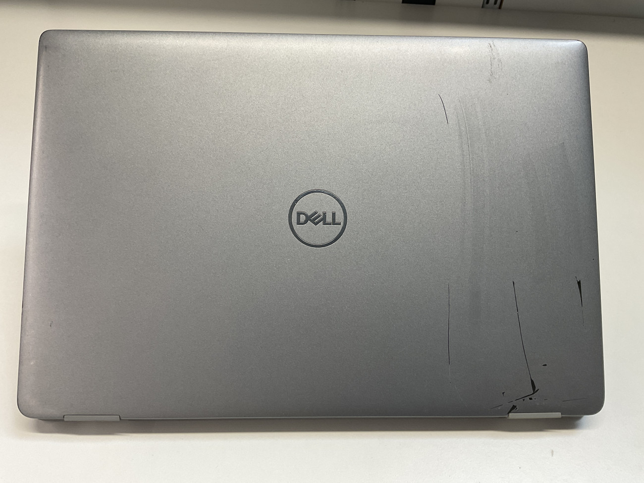 dl5330.jpg