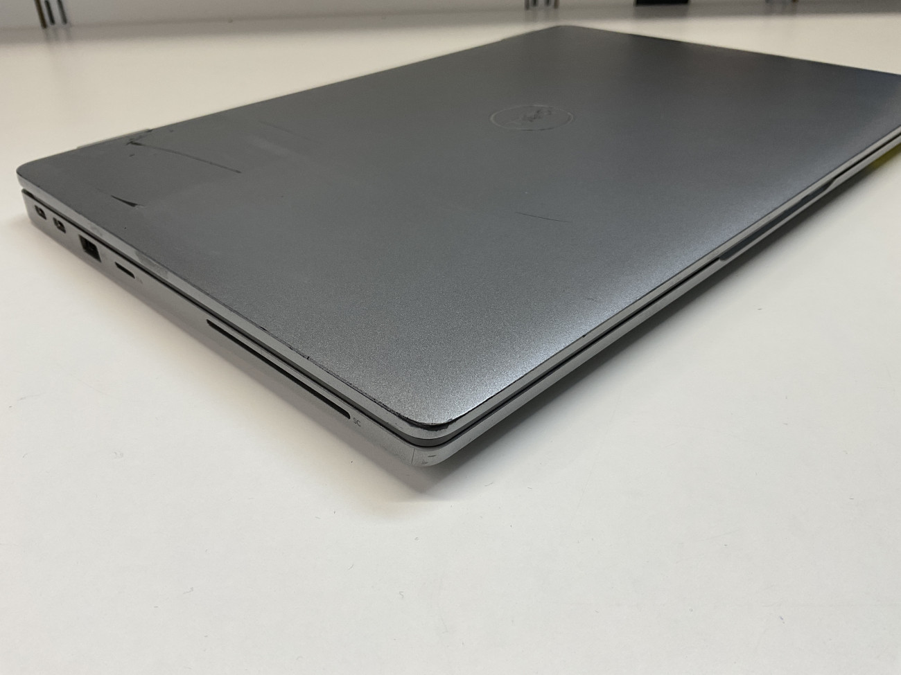 dl5330.jpg