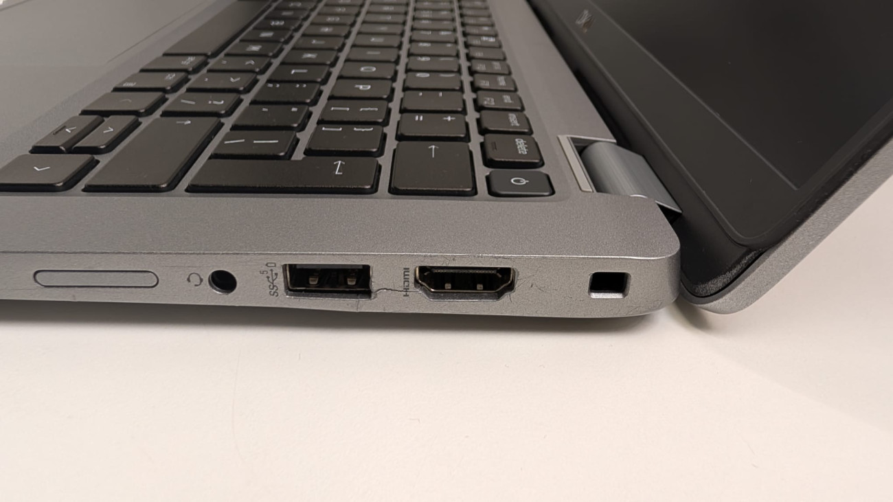 dl5330.jpg