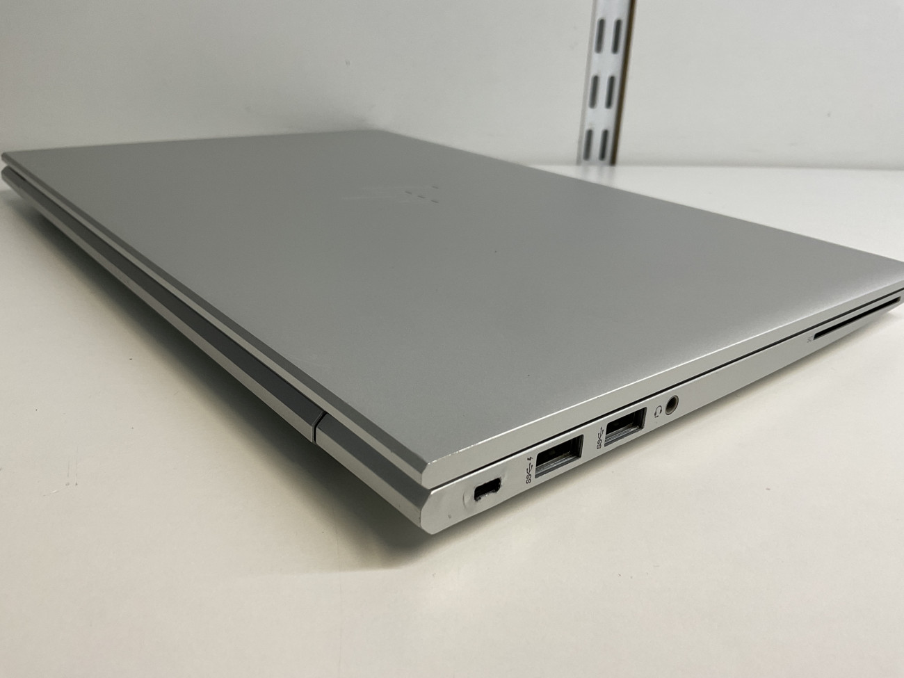 hp830g8.jpg
