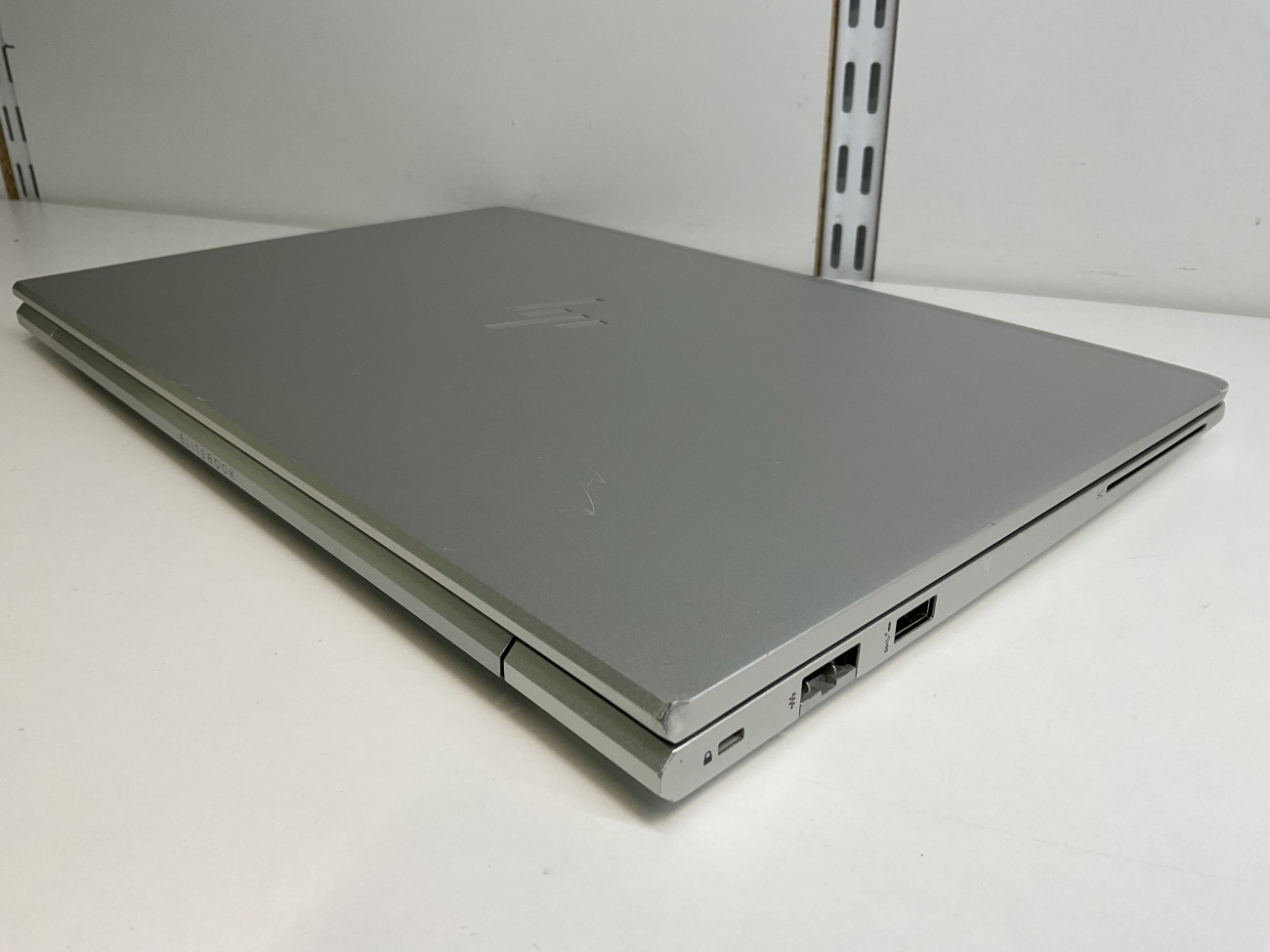 hpeb640g9.jpg