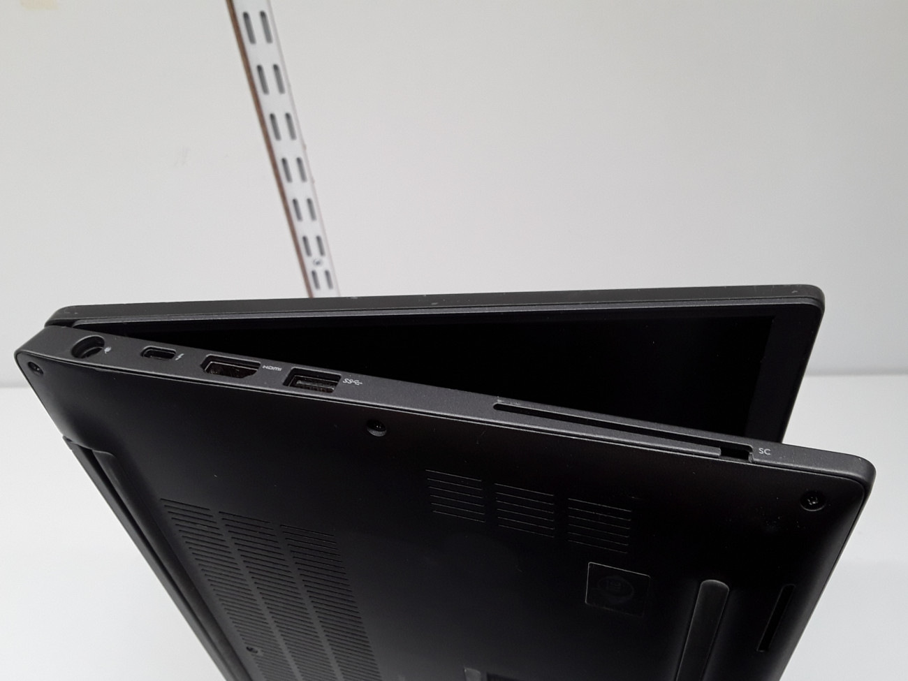 dl7400blk.jpg