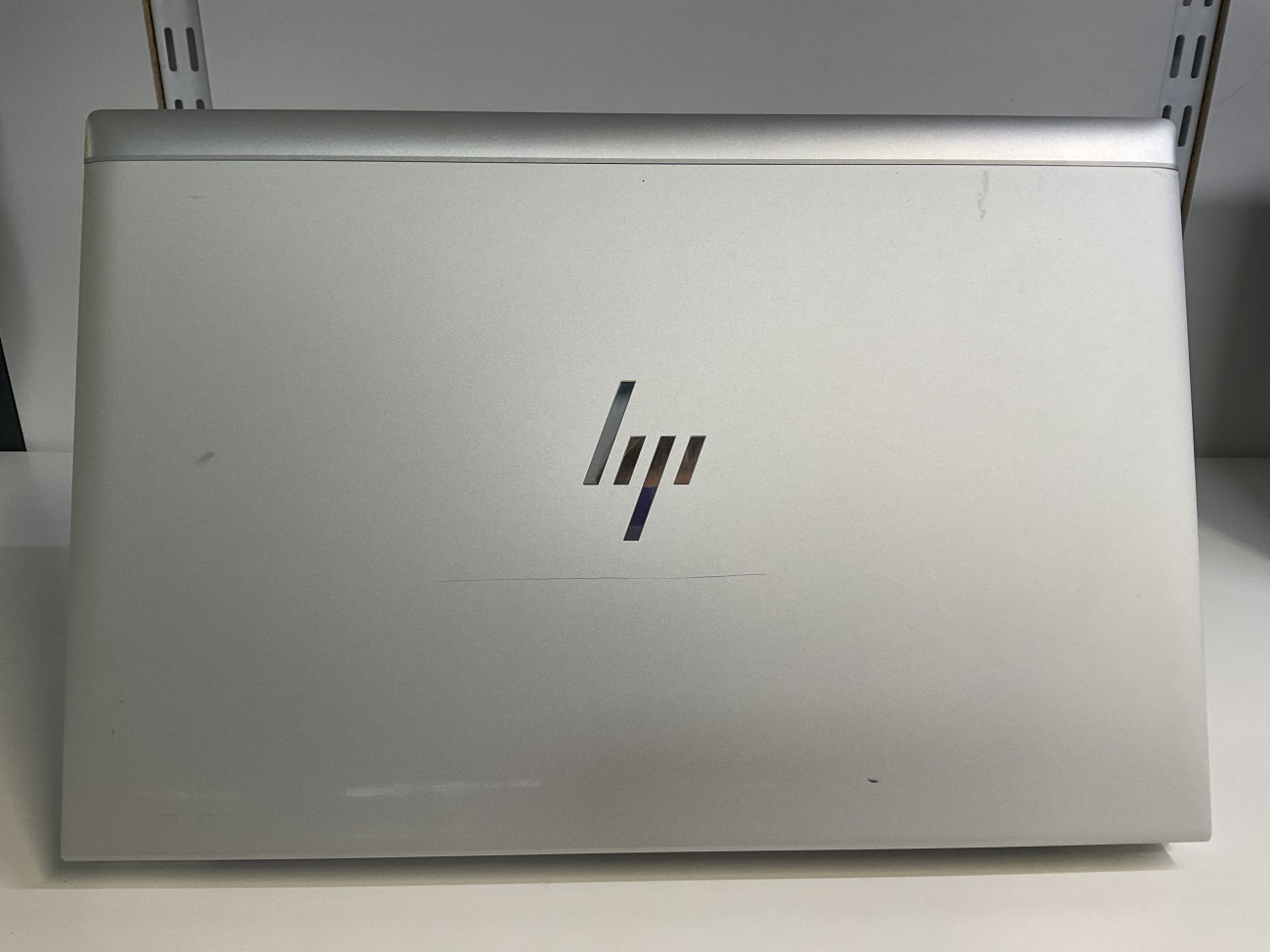 hpeb835g8.jpg