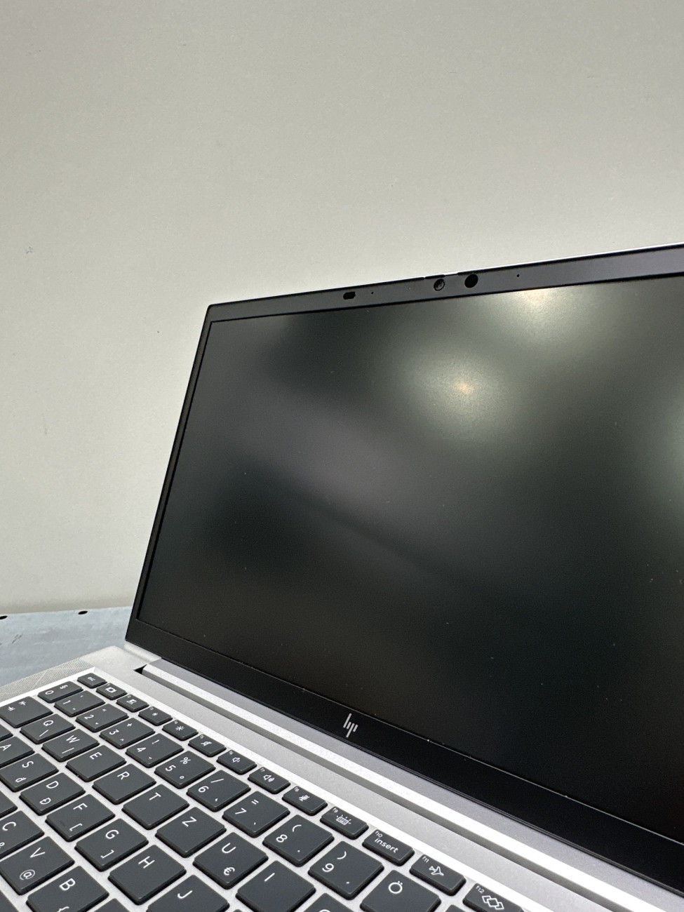 hpeb835g8.jpg