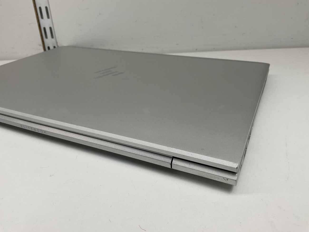 hpe845g8.jpg