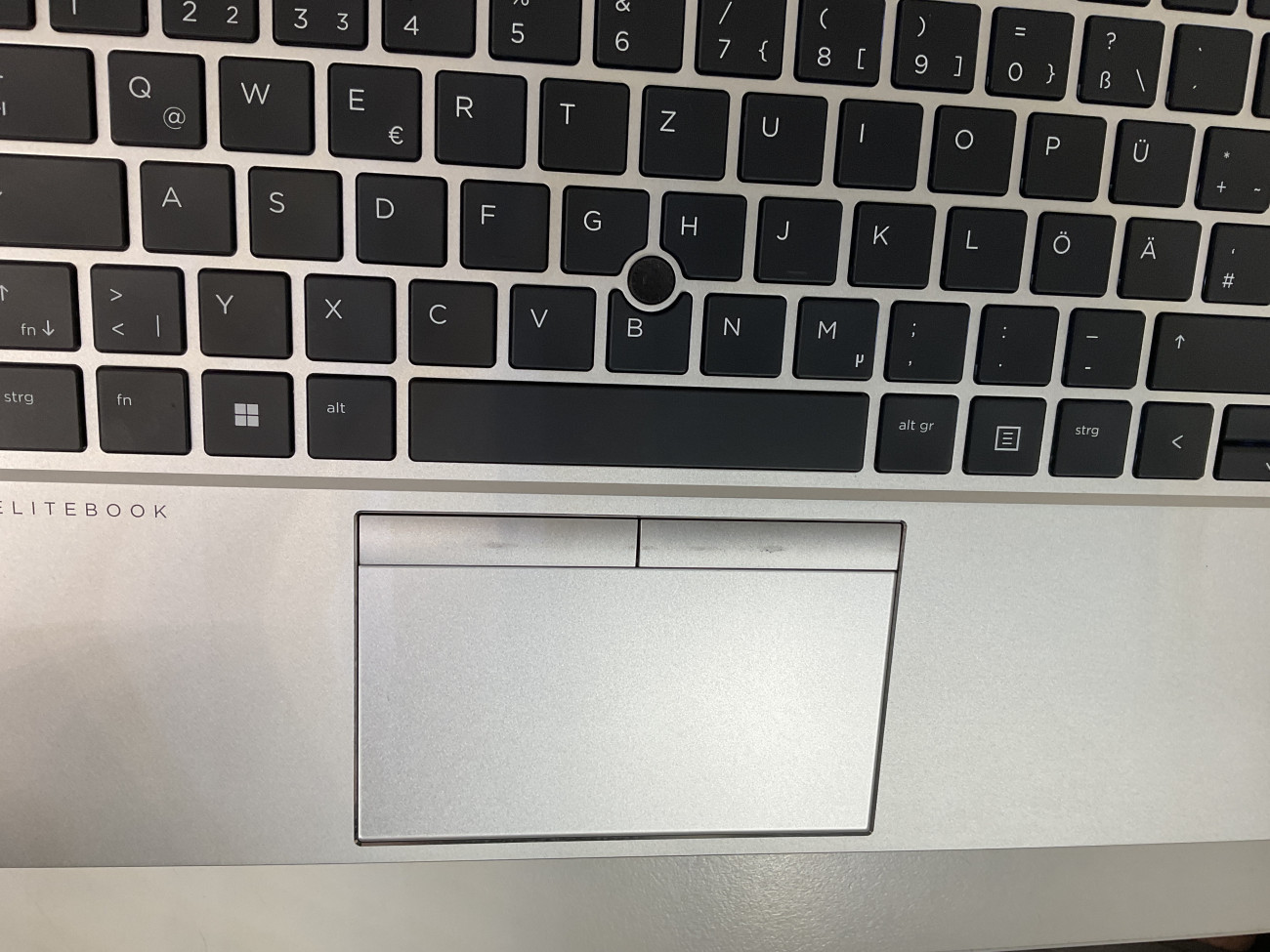 hpe845g8.jpg