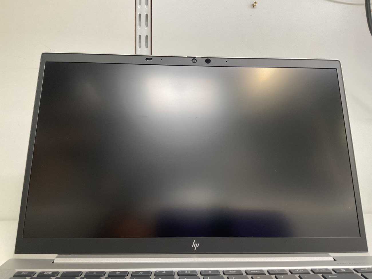 hpe845g8.jpg