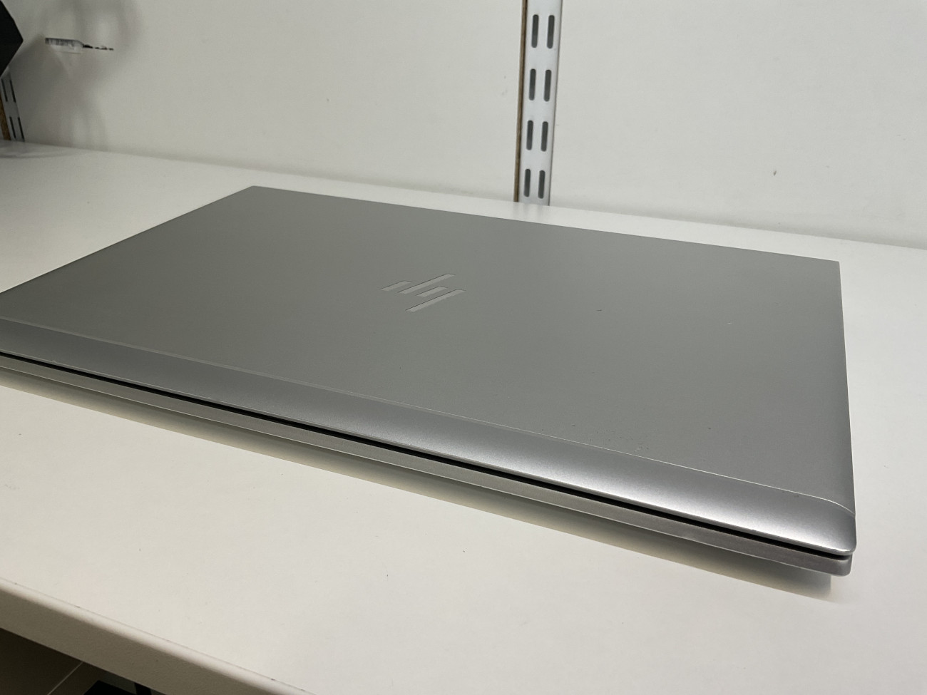 hpe845g8.jpg