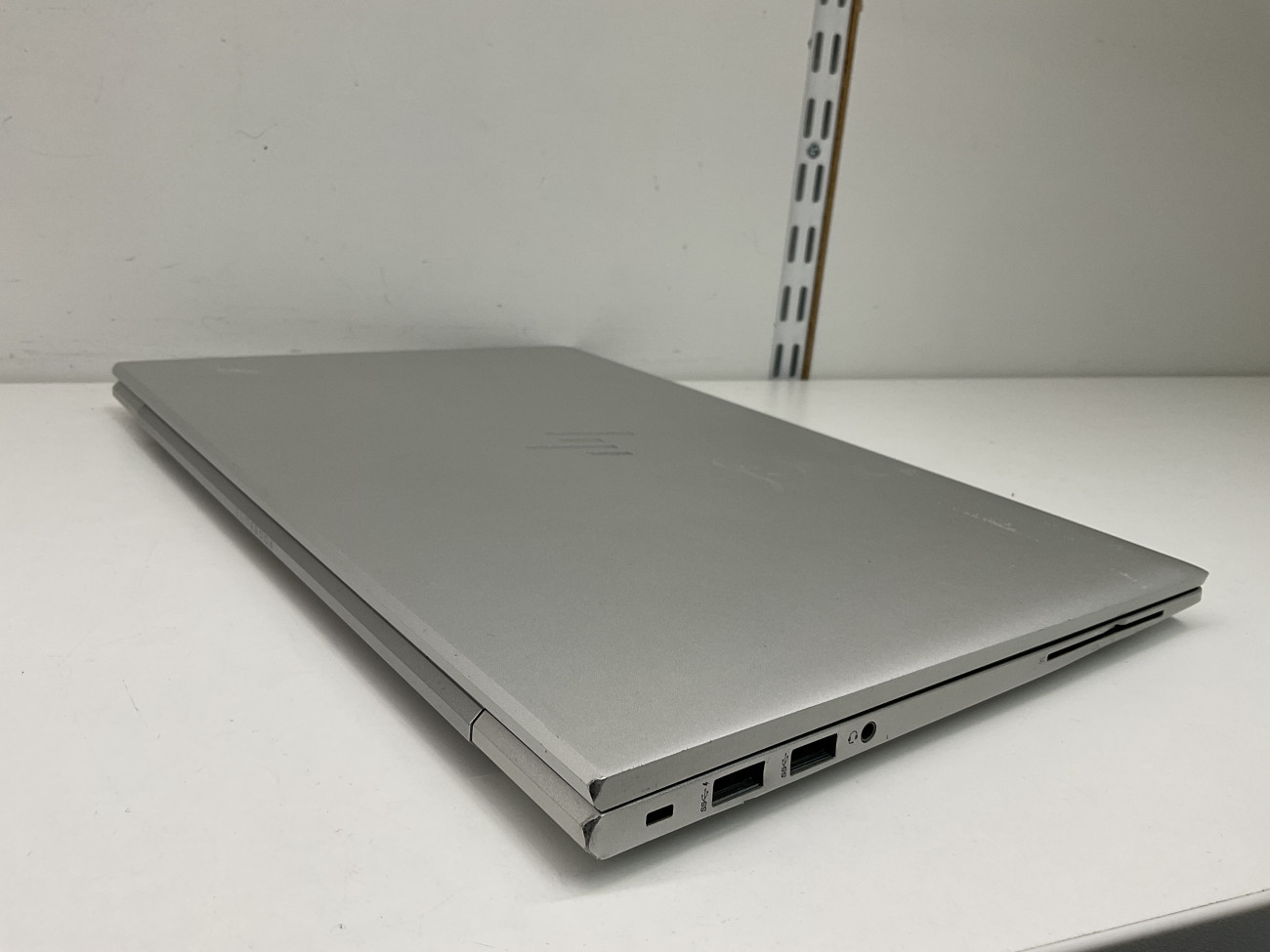 hpeb840845g7.jpg