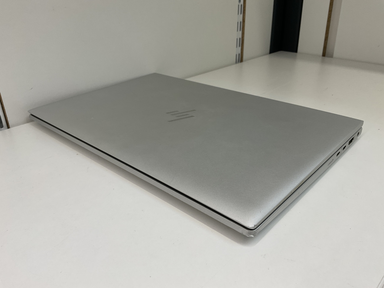 hpeb840845g7.jpg
