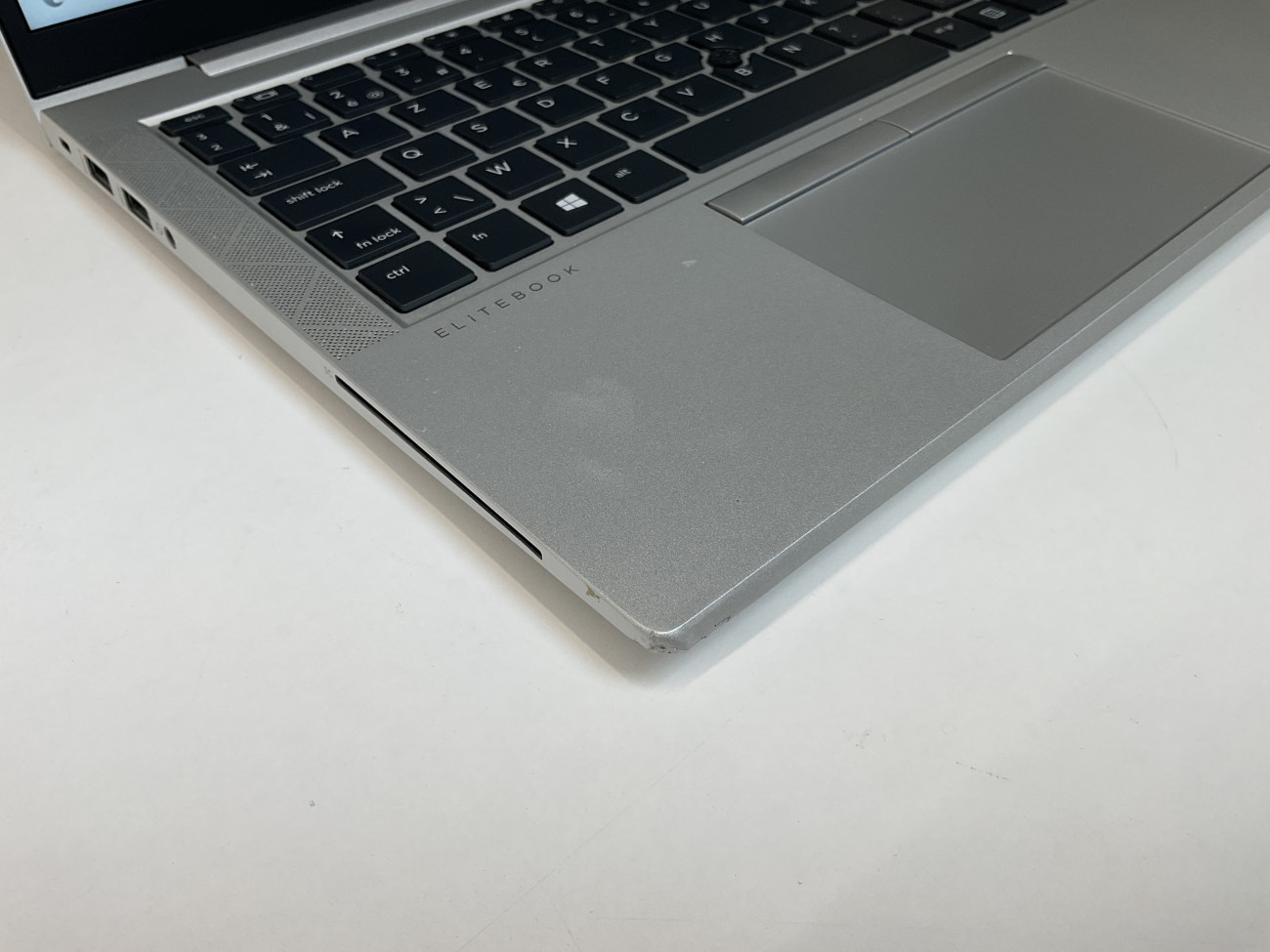 hpeb840845g7.jpg