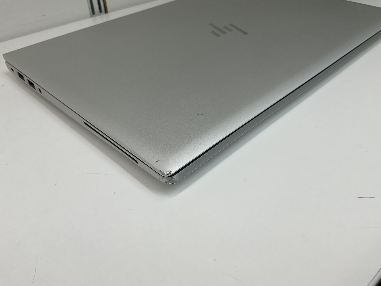 hpeb840845g7.jpg
