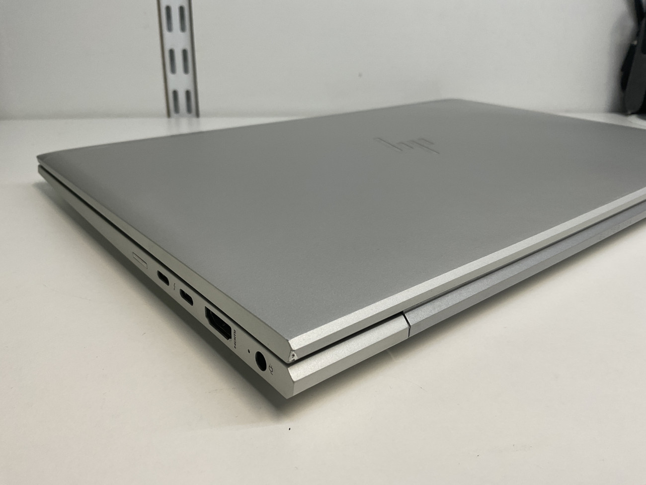 hpe845g8.jpg